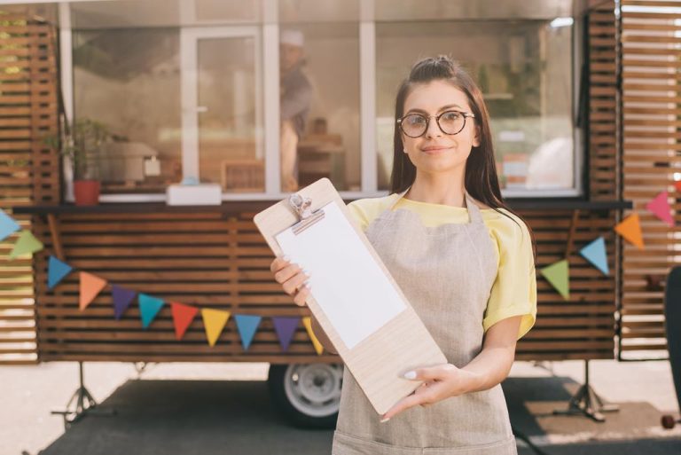 Como montar uma lanchonete pequena e simples: Tudo o que você precisa saber